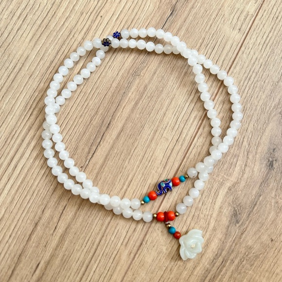 100% Genuine Ivory Jade Beads Bracelet - Picture 3 of 3